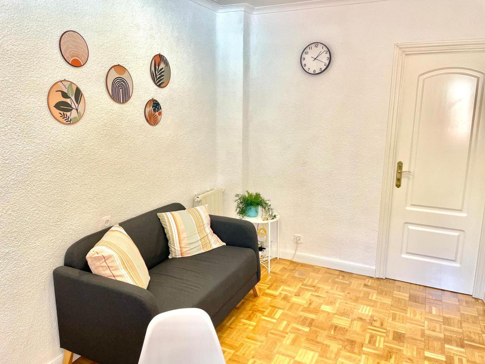 Acogedor Apartamento En Tetuan Madrid Exterior photo